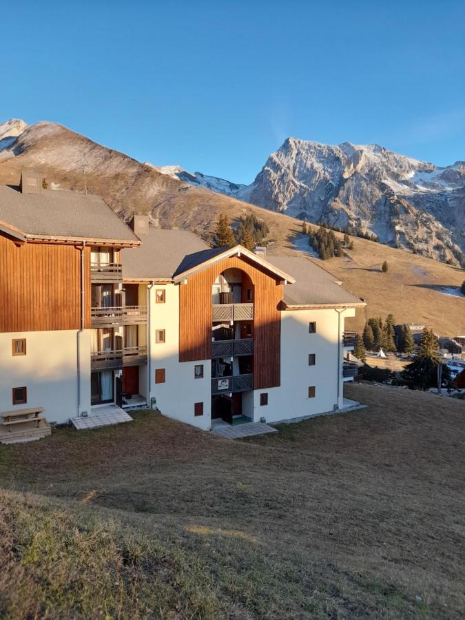 Appartement Au Coeur Des Aravis Манигод Екстериор снимка